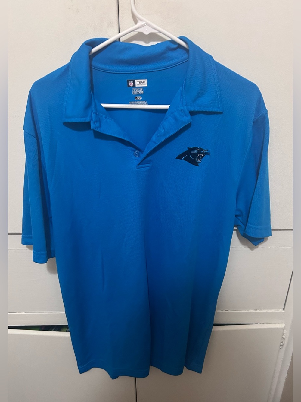 Carolina Panthers polo style shirt size mens large